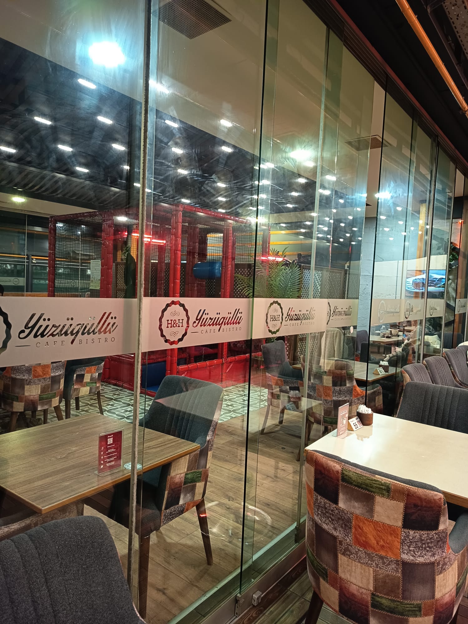 Yüzügüllü Cafe referans 2